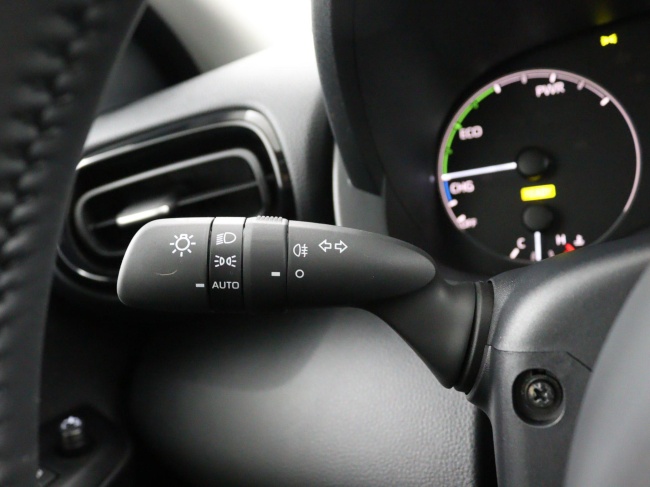 Toyota Yaris - 1.5 Hybrid 115 Comfort