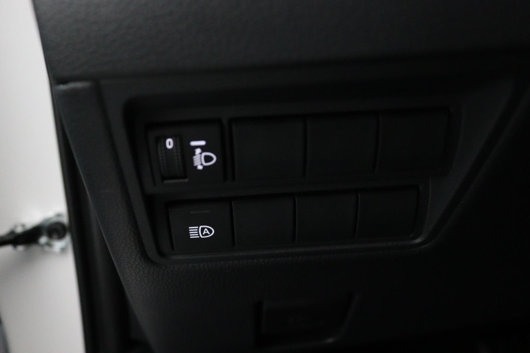 Toyota Yaris - 1.5 Hybrid 115 Comfort 28