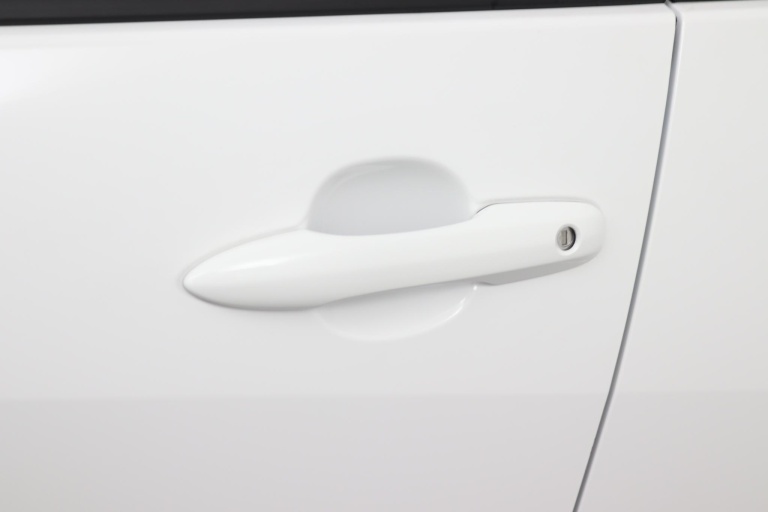 Toyota Yaris - 1.5 Hybrid 115 Comfort 32