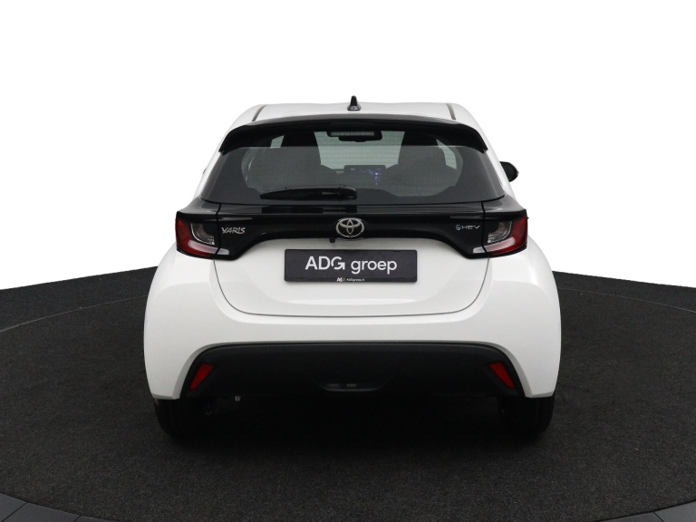 Toyota Yaris - 1.5 Hybrid 115 Comfort 8