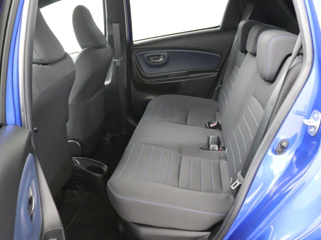 Toyota Yaris - 1.5 Hybrid BI-Tone