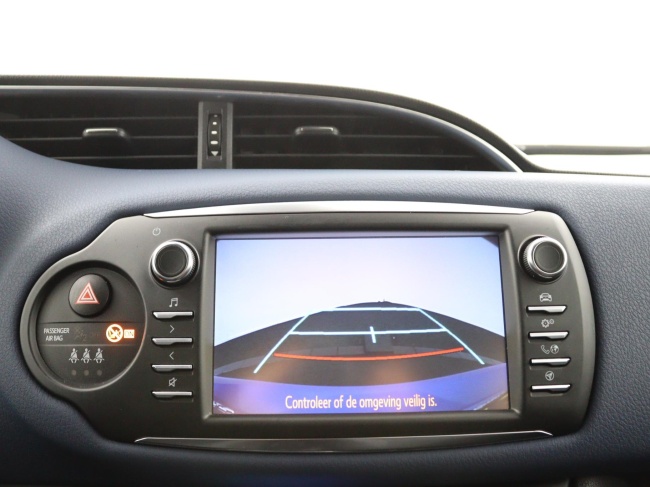 Toyota Yaris - 1.5 Hybrid BI-Tone