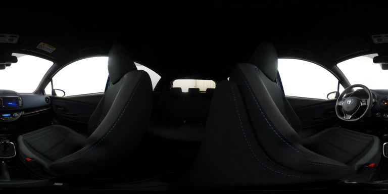 Toyota Yaris - 1.5 Hybrid BI-Tone 39