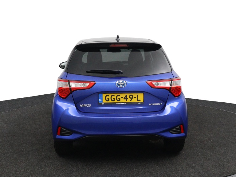 Toyota Yaris - 1.5 Hybrid BI-Tone 8