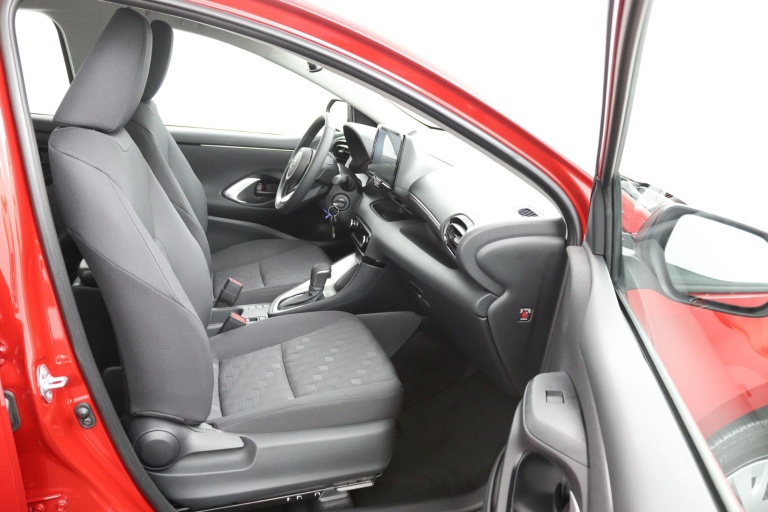 Toyota Yaris - 1.5 Hybrid 115 Comfort 10