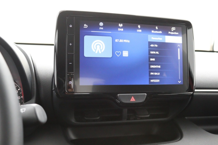 Toyota Yaris - 1.5 Hybrid 115 Comfort 14