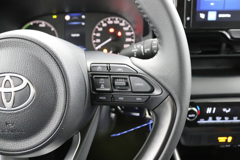 Toyota Yaris - 1.5 Hybrid 115 Comfort 18