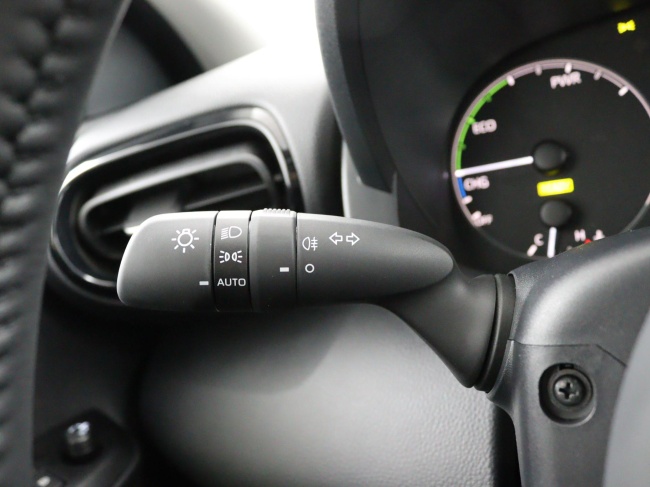 Toyota Yaris - 1.5 Hybrid 115 Comfort