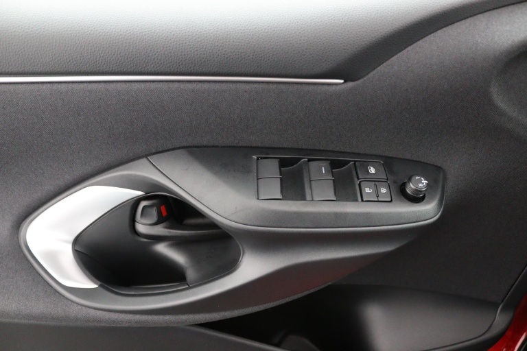 Toyota Yaris - 1.5 Hybrid 115 Comfort 27