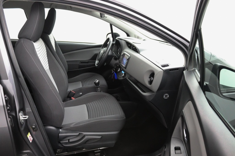 Toyota Yaris - 1.5 VVT-i Aspiration 10