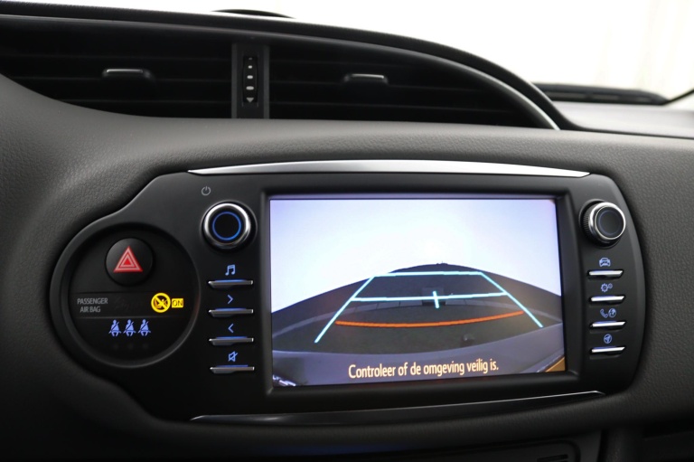 Toyota Yaris - 1.5 VVT-i Aspiration 14