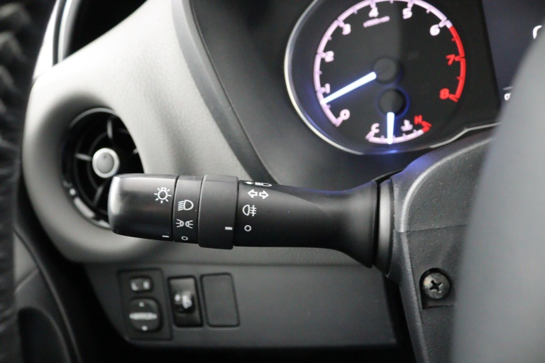 Toyota Yaris - 1.5 VVT-i Aspiration 20