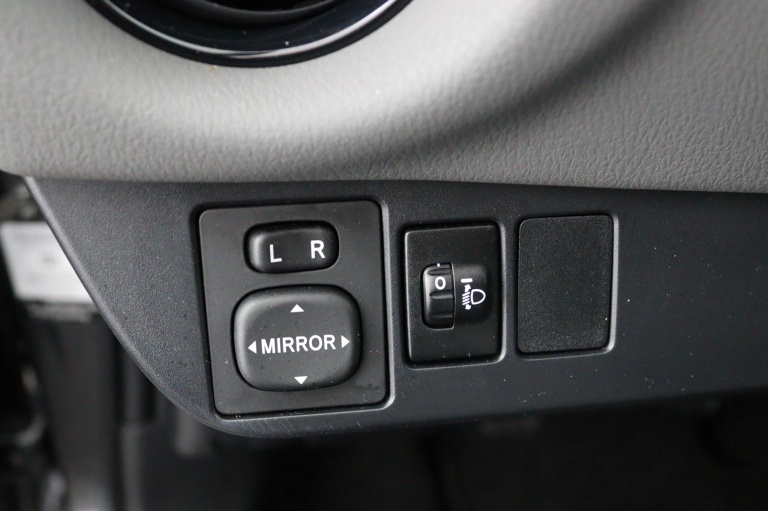 Toyota Yaris - 1.5 VVT-i Aspiration 30