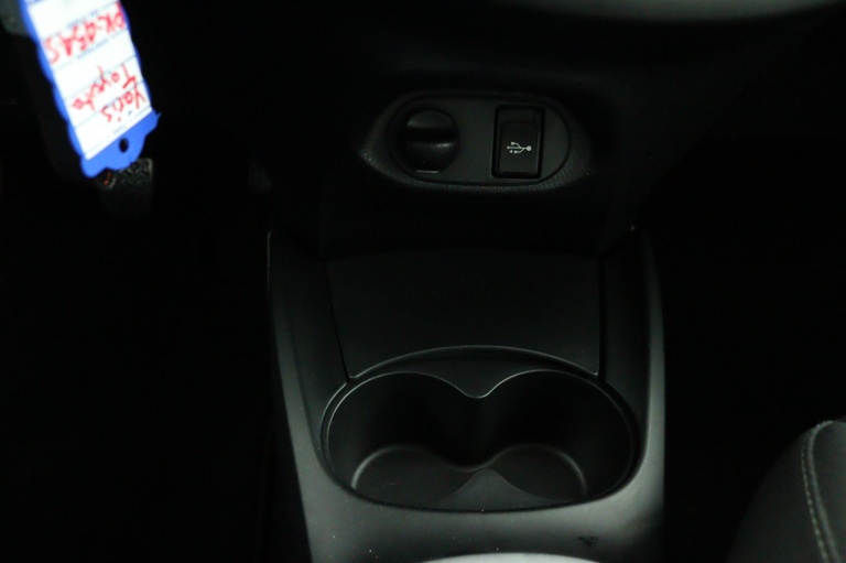 Toyota Yaris - 1.5 VVT-i Aspiration 37