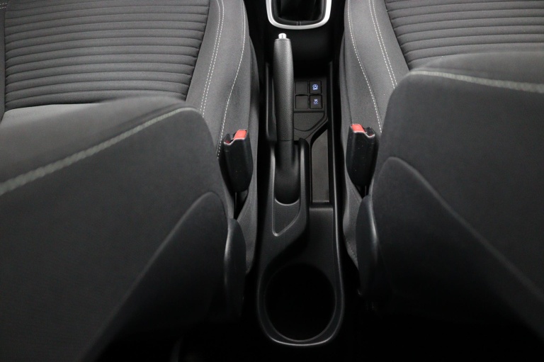 Toyota Yaris - 1.5 VVT-i Aspiration 38