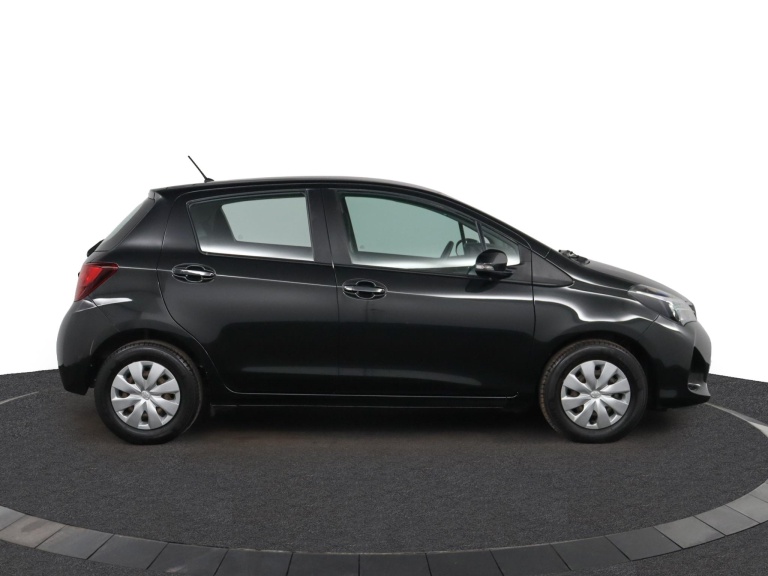 Toyota Yaris - 1.0 VVT-i Aspiration 13