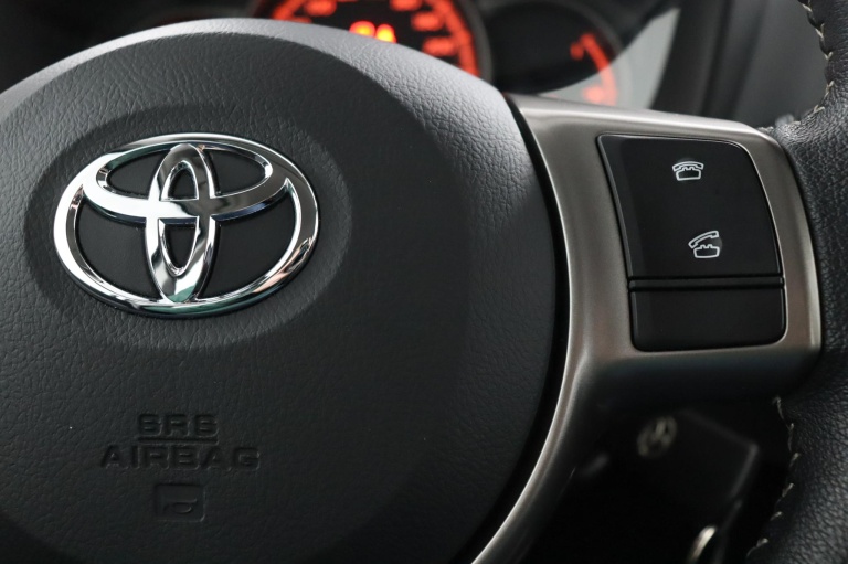 Toyota Yaris - 1.0 VVT-i Aspiration 21