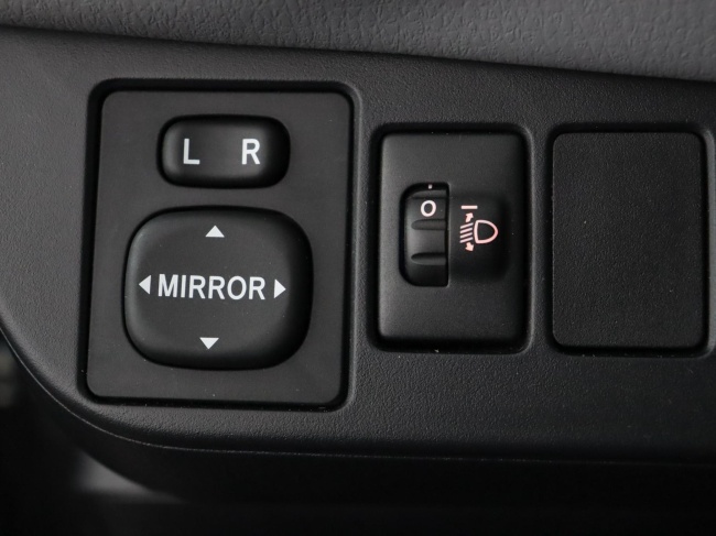 Toyota Yaris - 1.0 VVT-i Aspiration