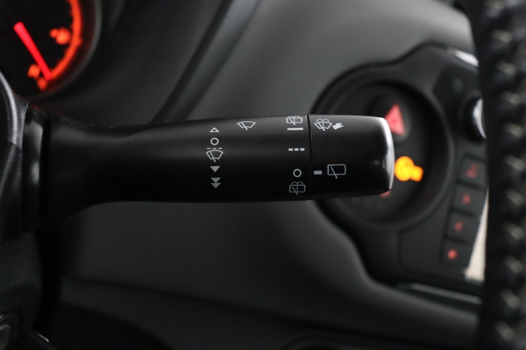 Toyota Yaris - 1.0 VVT-i Aspiration 31