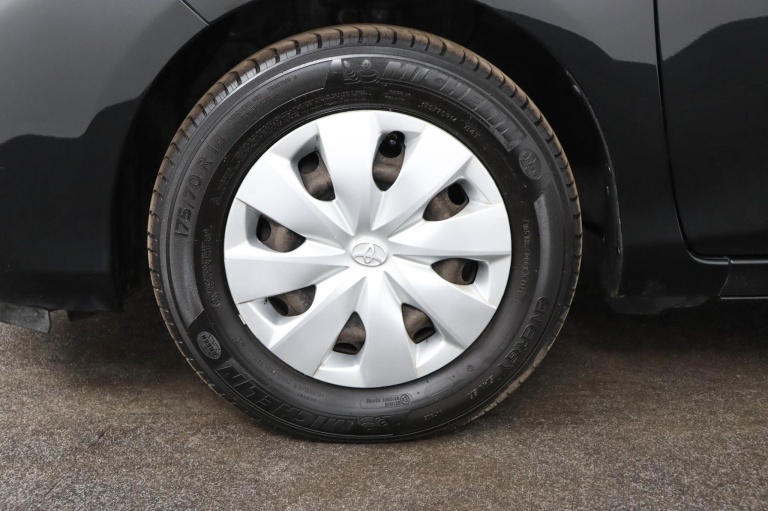 Toyota Yaris - 1.0 VVT-i Aspiration 36