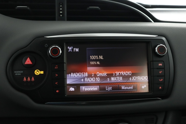 Toyota Yaris - 1.0 VVT-i Aspiration 8