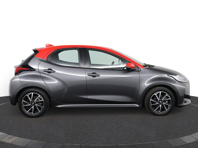 Toyota Yaris - 1.5 Hybrid 115 First Edition 13