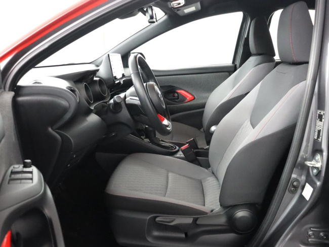 Toyota Yaris - 1.5 Hybrid 115 First Edition