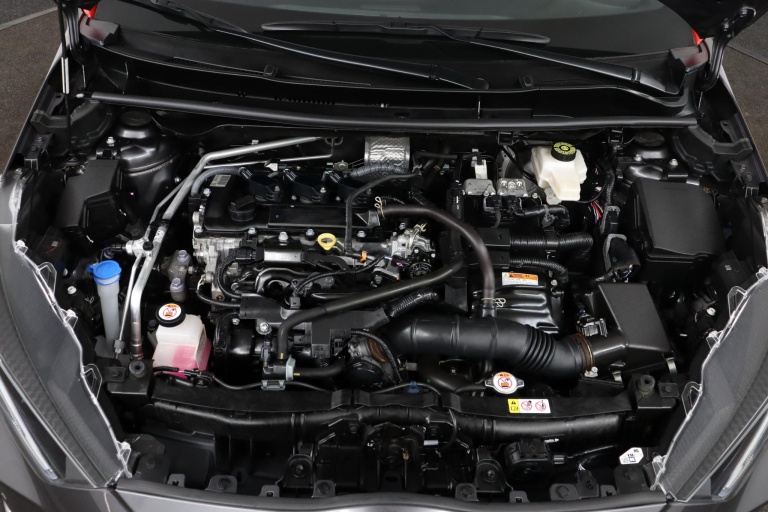 Toyota Yaris - 1.5 Hybrid 115 First Edition 28