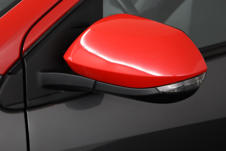 Toyota Yaris - 1.5 Hybrid 115 First Edition 30