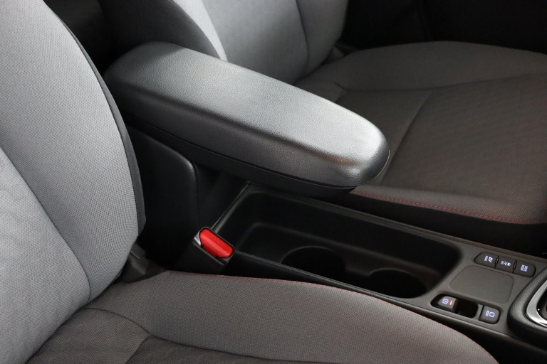 Toyota Yaris - 1.5 Hybrid 115 First Edition 47