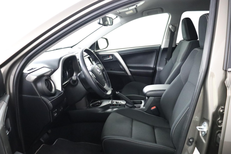 Toyota RAV4 - 2.5 Hybrid AWD Style 14