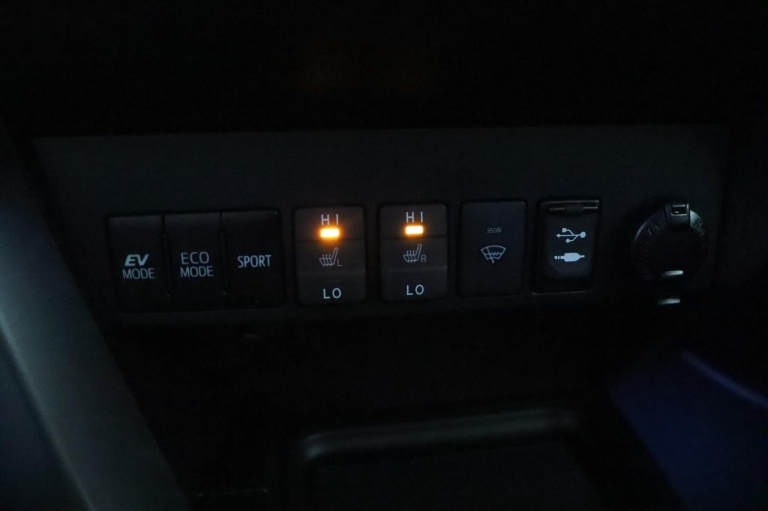 Toyota RAV4 - 2.5 Hybrid AWD Style 44