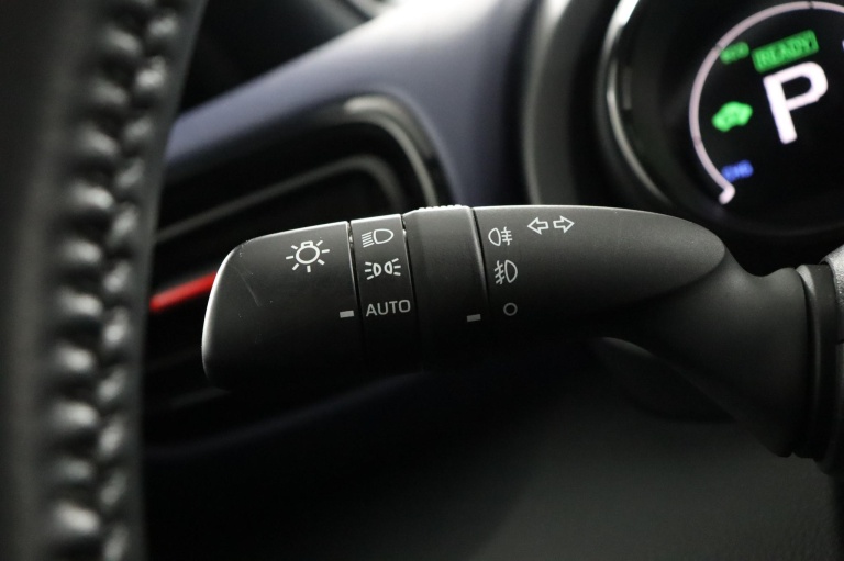 Toyota Yaris - 1.5 Hybrid Tokyo Spirit 30