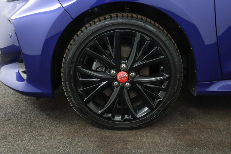 Toyota Yaris - 1.5 Hybrid Tokyo Spirit 36