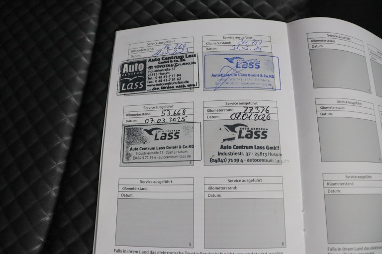 Toyota Yaris - 1.5 Hybrid Tokyo Spirit 42