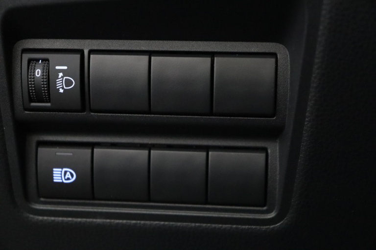 Toyota Yaris - 1.5 Hybrid Dynamic 29