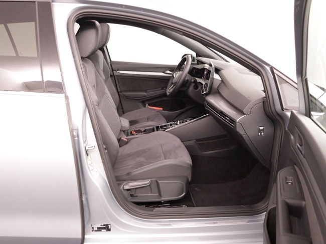 Volkswagen Golf - 1.5 eHybrid 50 Edition