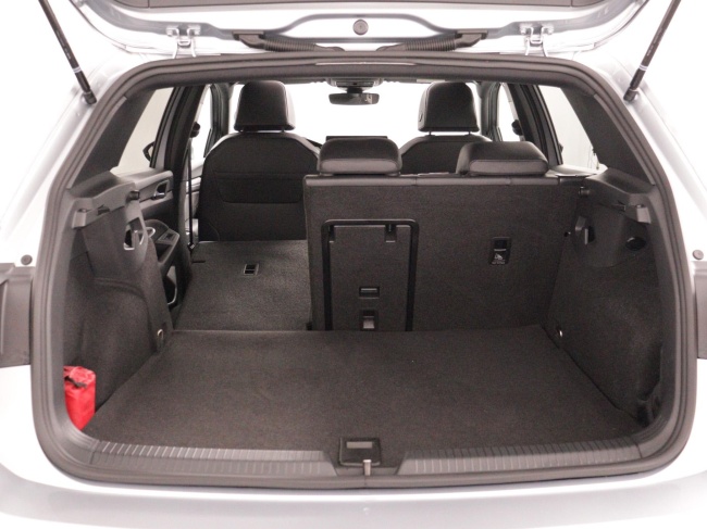 Volkswagen Golf - 1.5 eHybrid 50 Edition