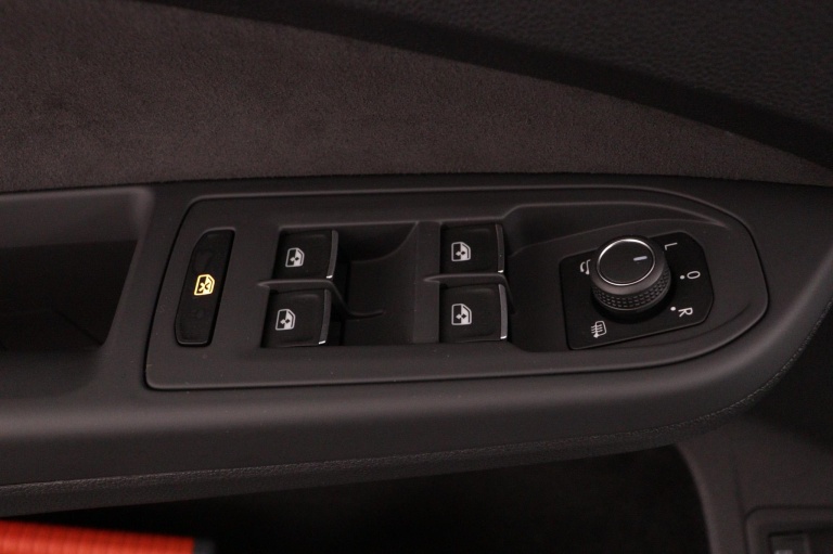 Volkswagen Golf - 1.5 eHybrid 50 Edition 28