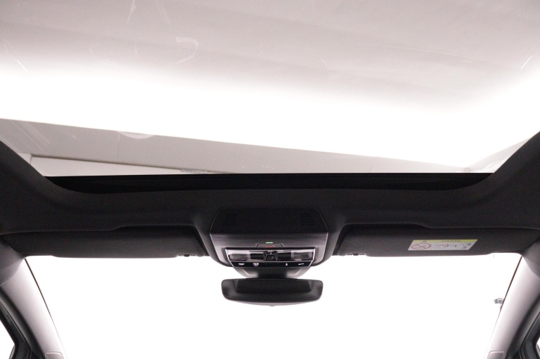 Volkswagen Golf - 1.5 eHybrid 50 Edition 32