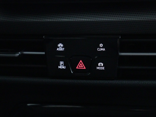 Volkswagen Golf - 1.5 eHybrid 50 Edition