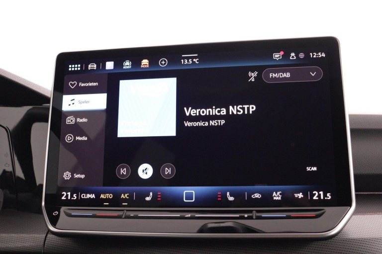 Volkswagen Golf - 1.5 eHybrid 50 Edition 45