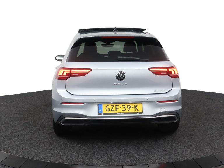 Volkswagen Golf - 1.5 eHybrid 50 Edition 61
