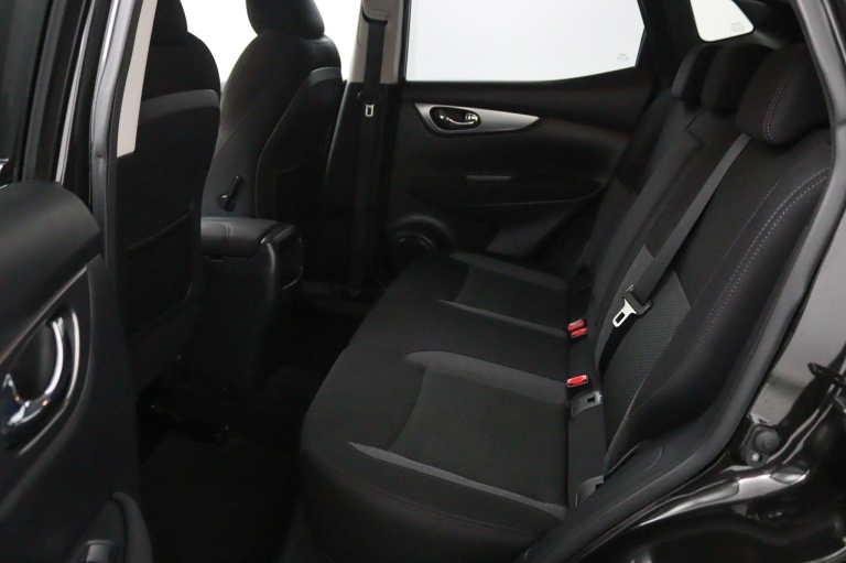 Nissan Qashqai - 1.2 N-Connecta 17