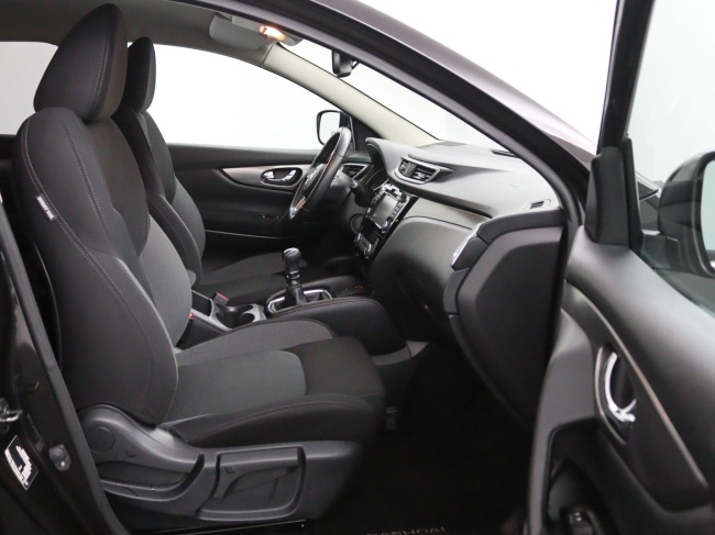 Nissan Qashqai - 1.2 N-Connecta