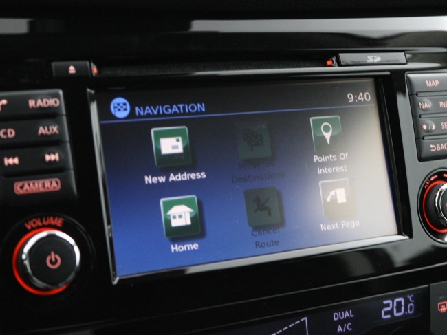 Nissan Qashqai - 1.2 N-Connecta