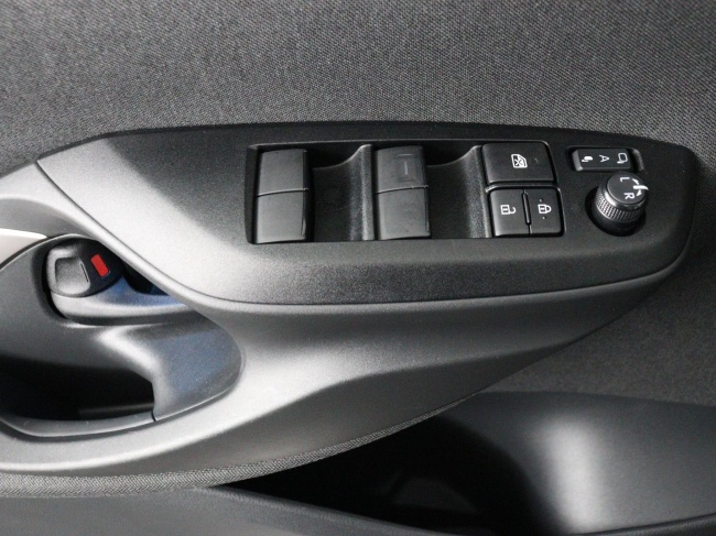 Toyota Yarsi Cross - 1.5 Hybrid Executive