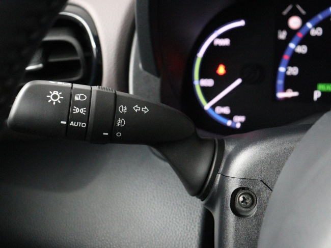 Toyota Yarsi Cross - 1.5 Hybrid Executive