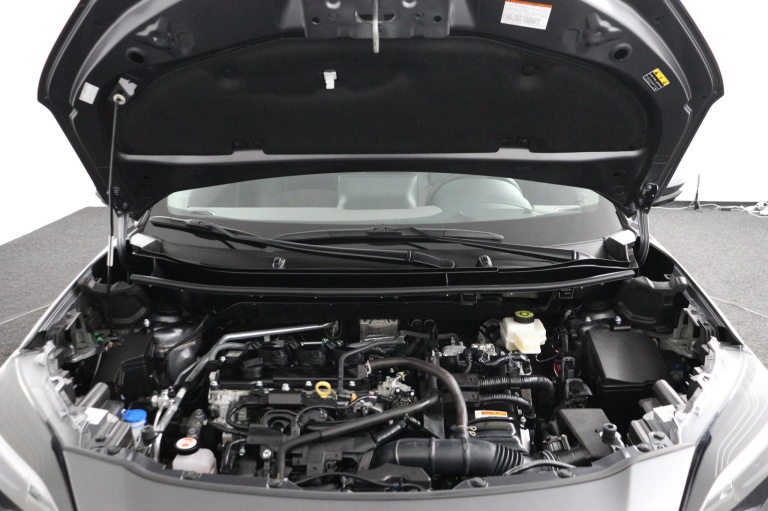 Toyota Yarsi Cross - 1.5 Hybrid Executive 34