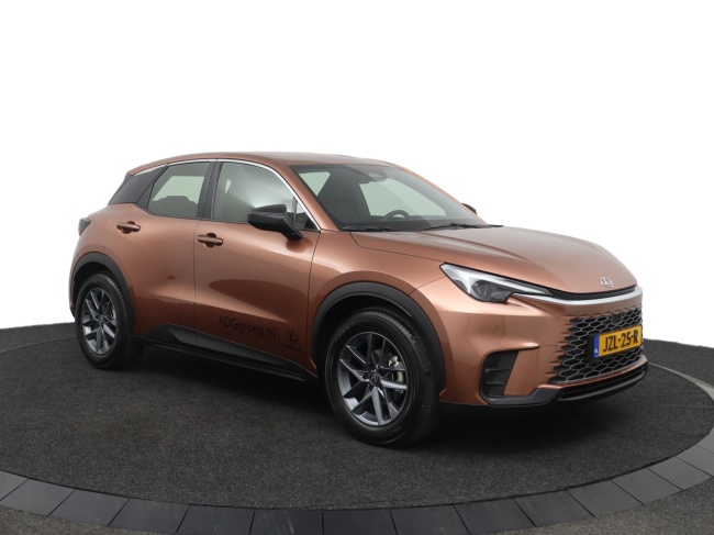 Lexus LBX - Business Line 2WD 